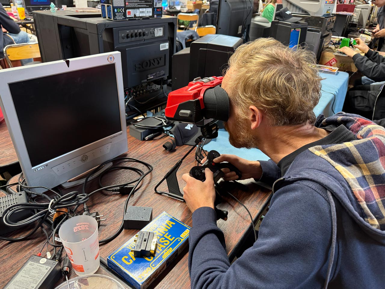 Someone playing on the Nintendo Virtual Boy